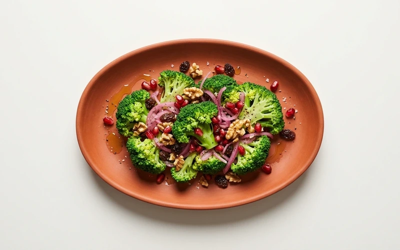 Diyet Brokoli Salatası Tarifi